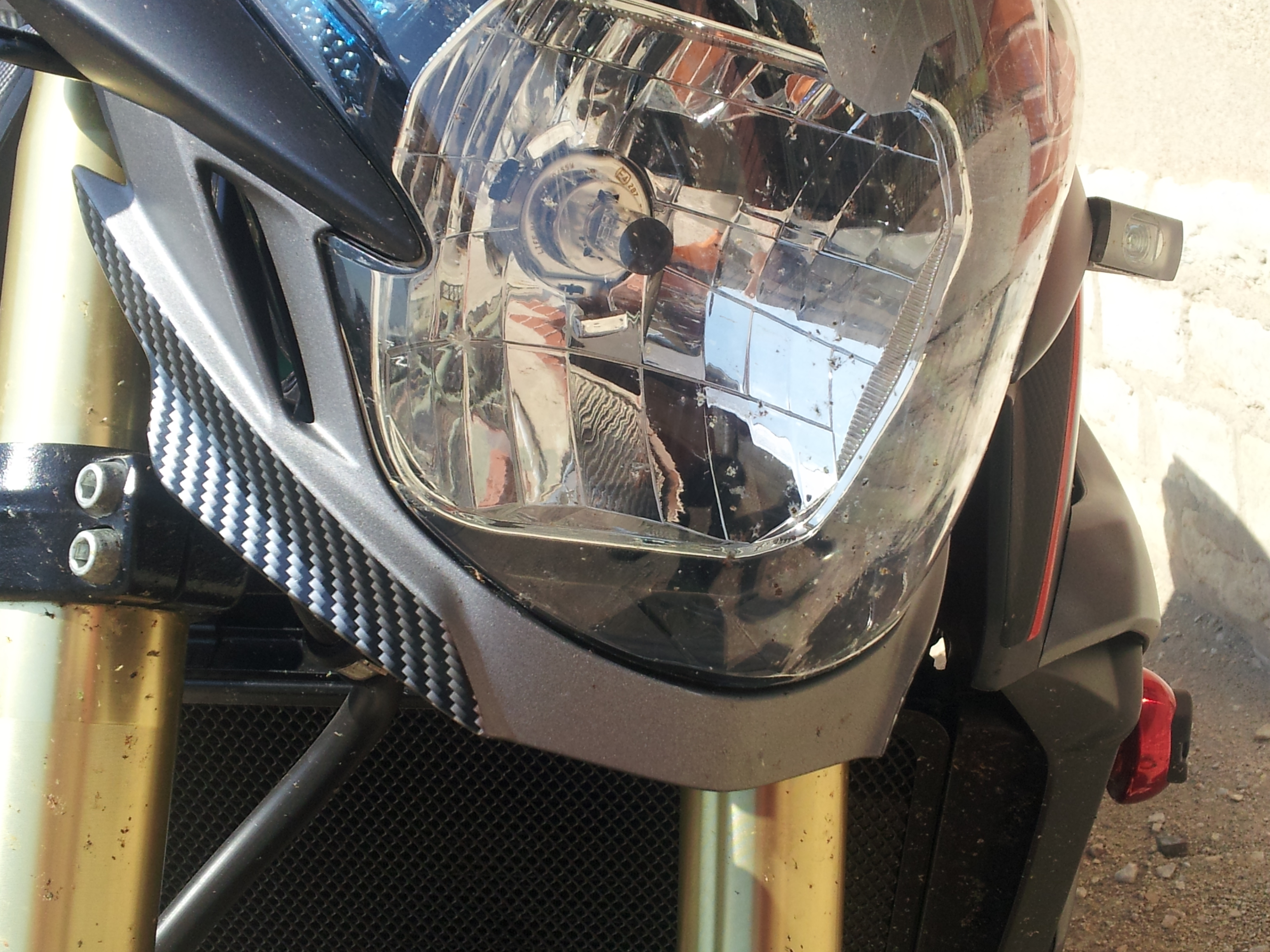 covering carbone moto